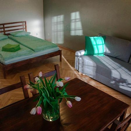 Apartamenty Stary Rynek Paderewskiego พอซนาน ภายนอก รูปภาพ