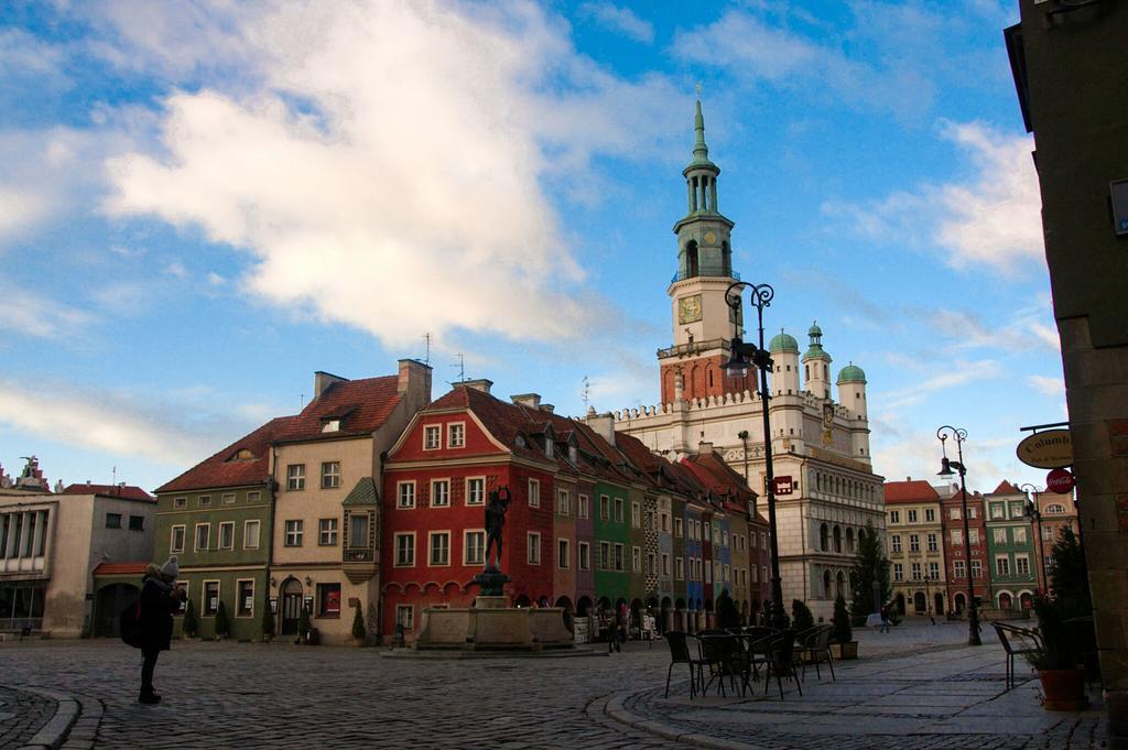 Apartamenty Stary Rynek Paderewskiego พอซนาน ภายนอก รูปภาพ